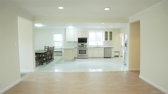 Foto del edificio - 72 Berkshire Rd