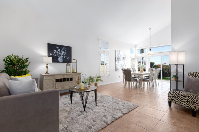 Foto del edificio - 14350 Classique Way