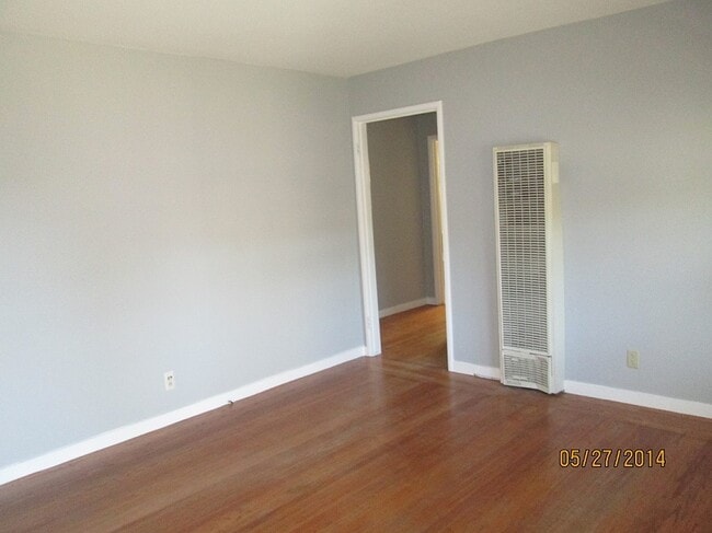 Foto del edificio - Lovely and Cozy 1 Bedroom Unit with a Garage!