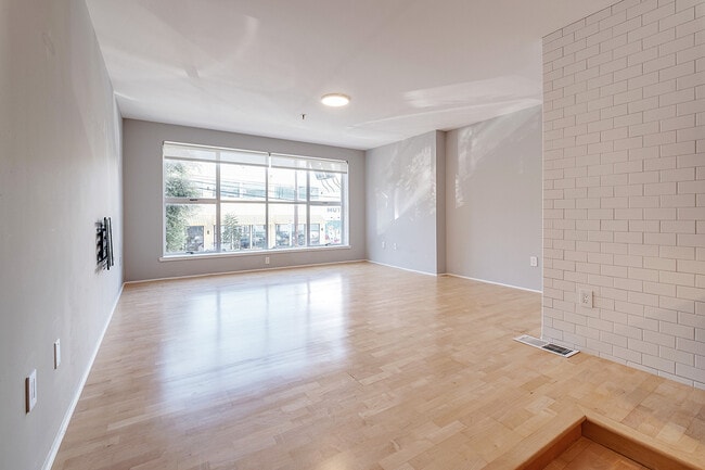 Foto del edificio - 755 Florida St