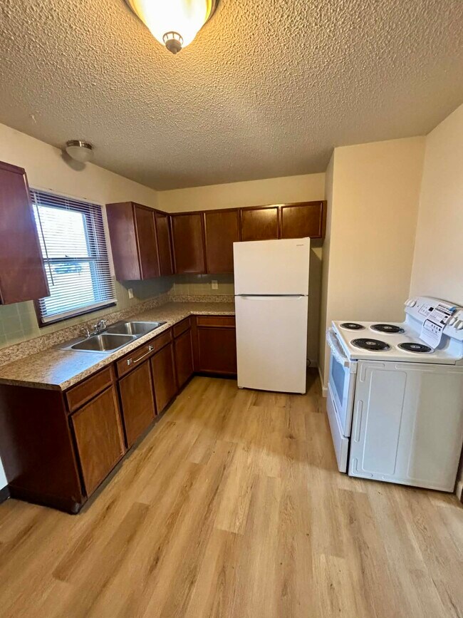 Foto del edificio - 316 E 2nd St