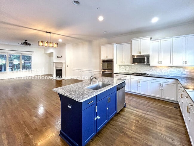 Foto del edificio - 951 Opelousas Way