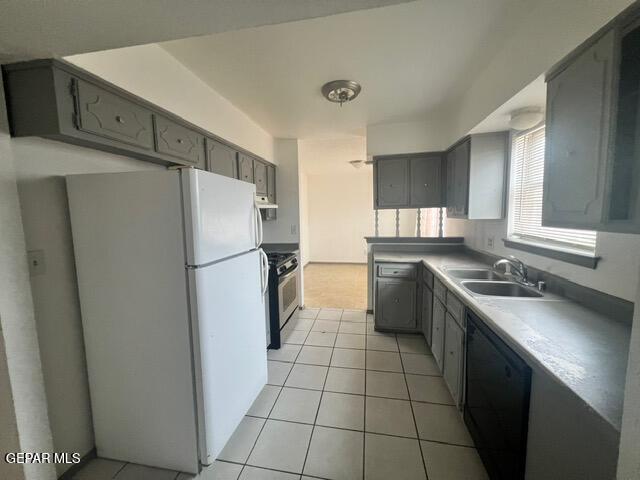 Building Photo - 1590 Hartsdale Dr