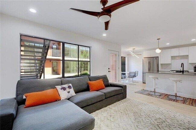 Foto del edificio - 400 E 30th St