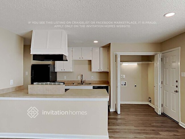 Foto del edificio - 509 Fox Dr