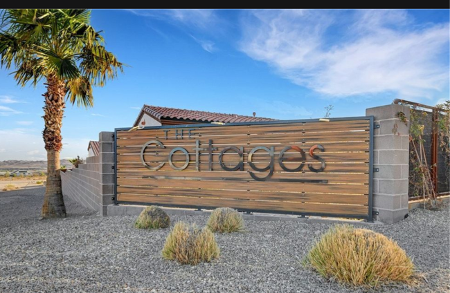 Foto del edificio - 1566 Tilman Ln