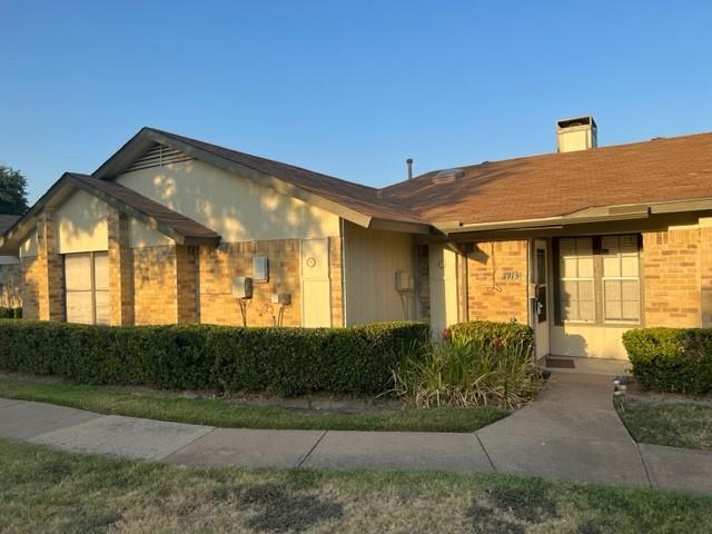 Foto principal - 1913 Wyndemere Ln