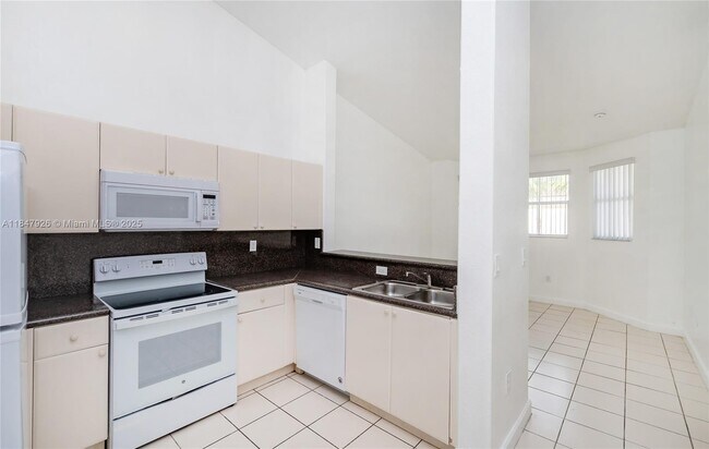 Foto del edificio - 2908 SE 17th Ave
