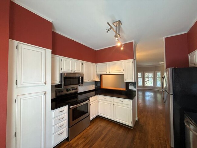 Foto del edificio - Beautiful townhome in Uptown Charlotte