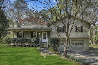 Building Photo - 6040 Austin Dr SW