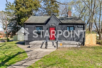 Building Photo - 1109 Maryland St