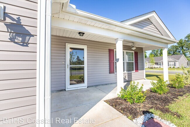 Building Photo - 3 br, 2 bath House - 1321 Mandarin Dr.