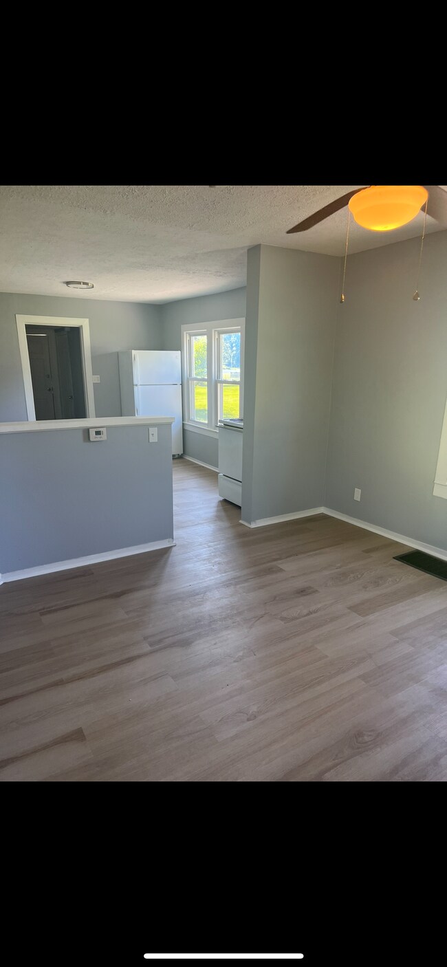 Foto del edificio - 4113 Sunset Dr