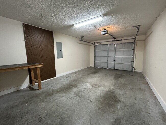 Foto del edificio - Home for Rent