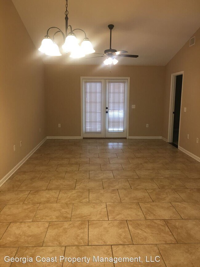 Building Photo - 3 br, 2 bath House - 132 Leeswood Circle