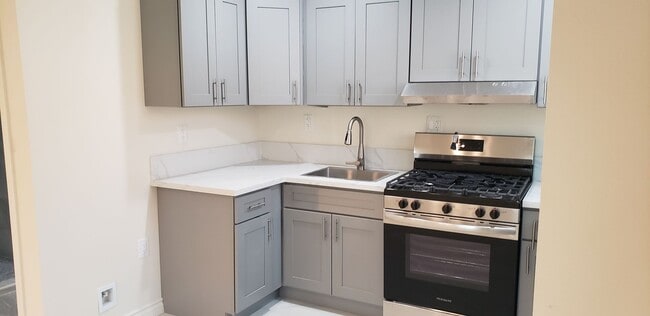 7th202 - 7th202 Apartment