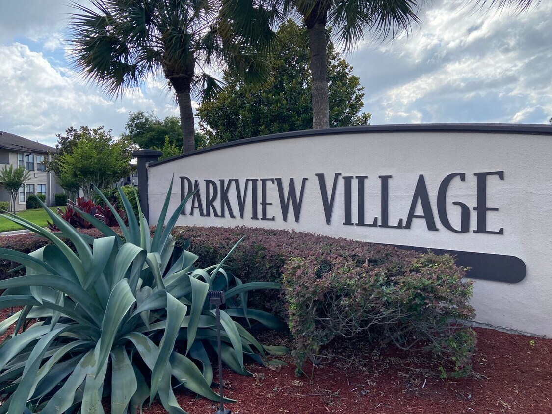 Foto principal - Beautifully Upgraded 1BR/1BA Condo In Wint...