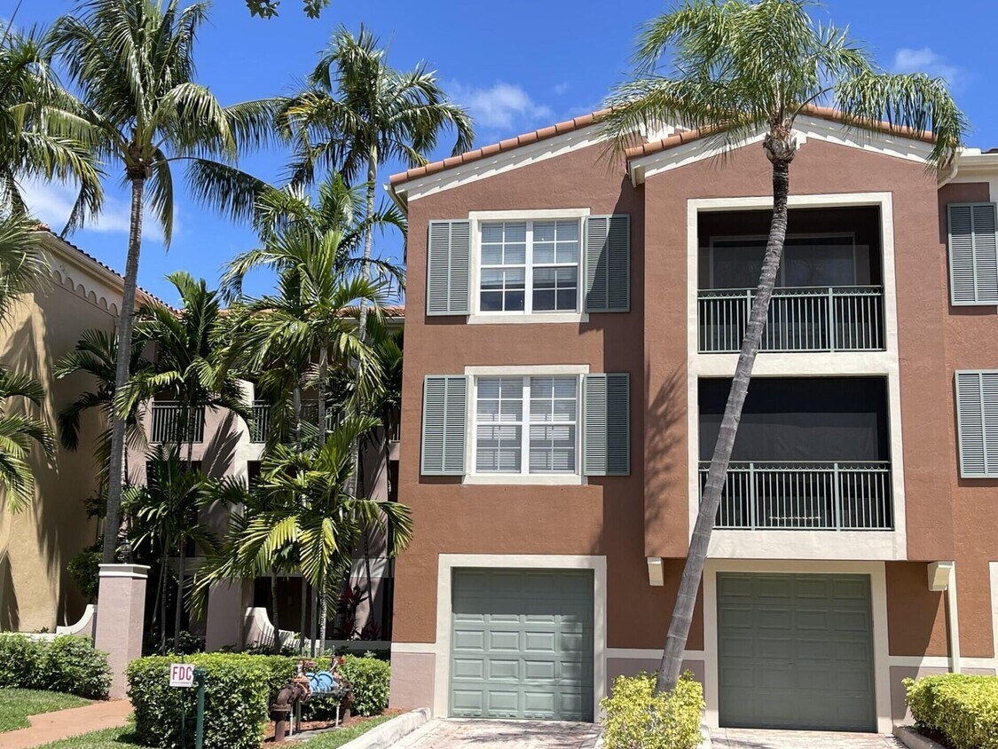 Foto principal - 11770 St Andrews Place