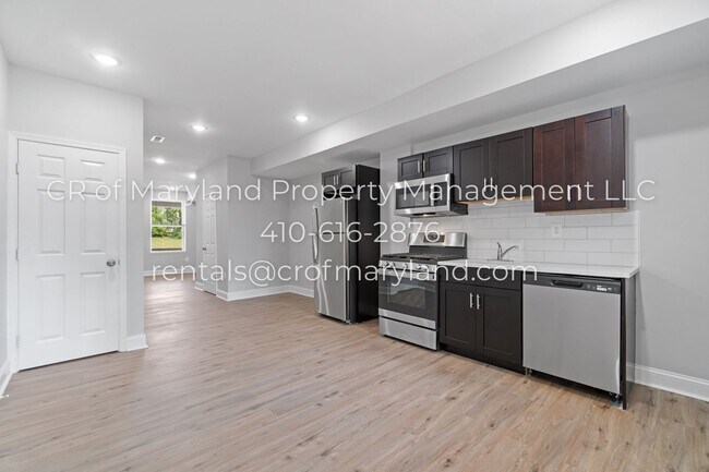 Building Photo - Beautiful Home in the City