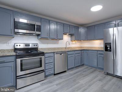Foto del edificio - 6010 Heathwick Ct
