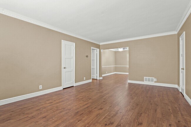 Foto del edificio - 1525 S Beverly Dr