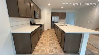 Building Photo - 8261 Tristan Ln