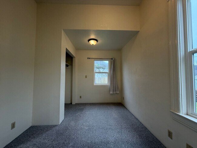 Foto del edificio - 1814 A St