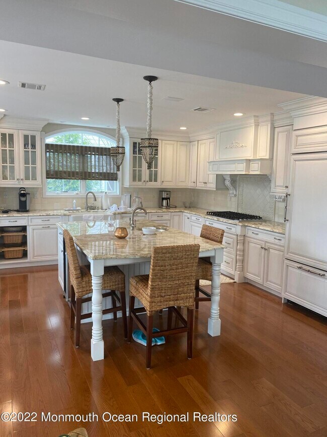 Foto del edificio - 254 Curtis Point Dr