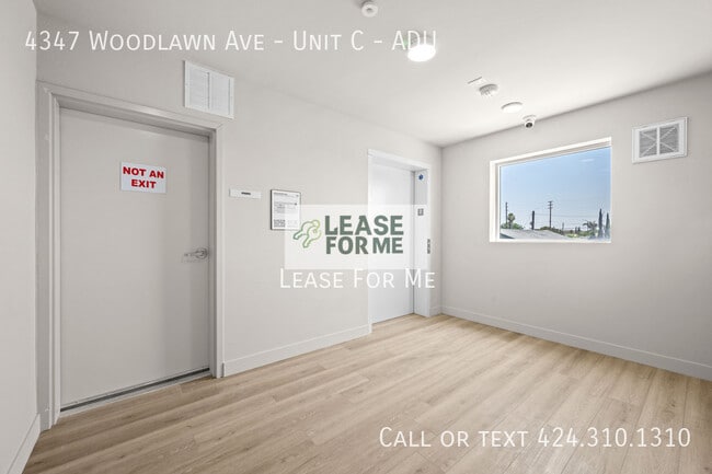 Building Photo - 4347 Woodlawn Ave