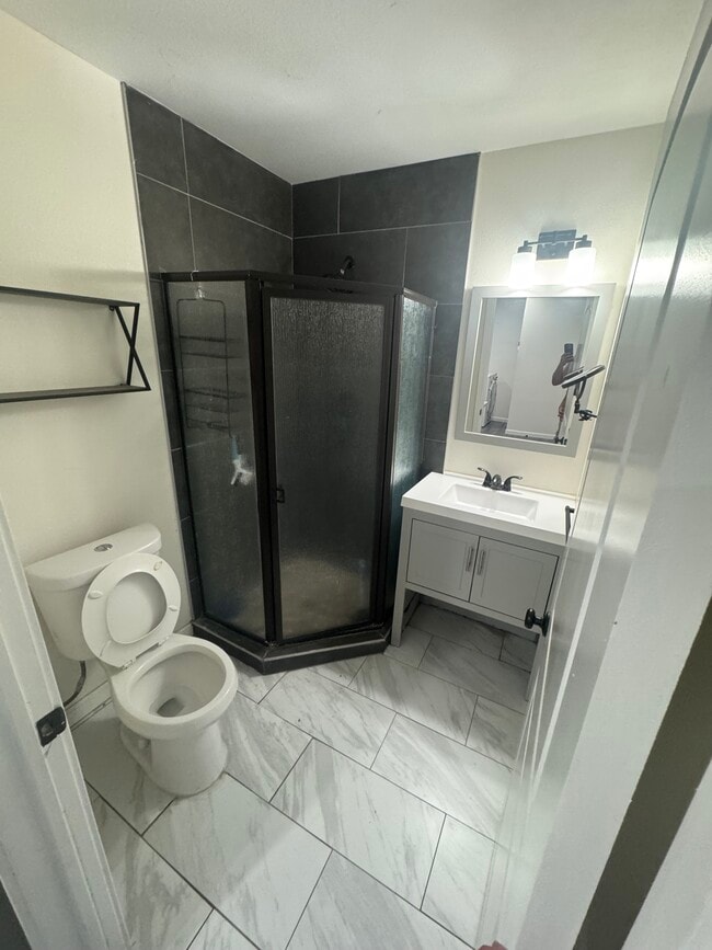 Photo - 8715 Burton St House