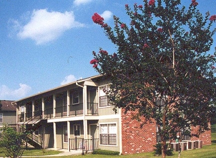 Building Photo - Patriot Point of New Iberia (FKA Iberia So...