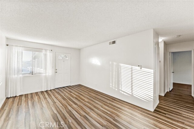 Foto del edificio - 34042 Alcazar Dr