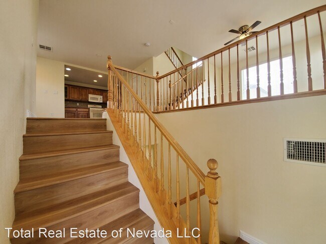 Building Photo - 3 br, 2.5 bath House - 1221 Sand Castle