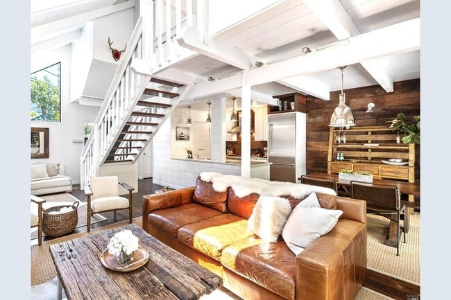 Building Photo - 502 Browning St