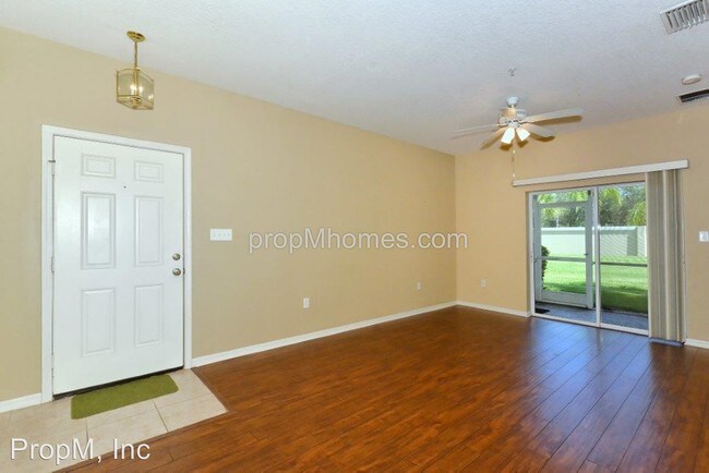 Building Photo - 3403 Parkridge Cir