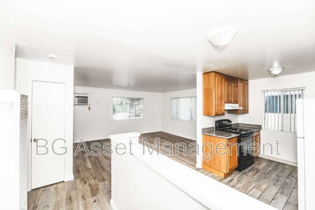 Building Photo - 459 San Marco St