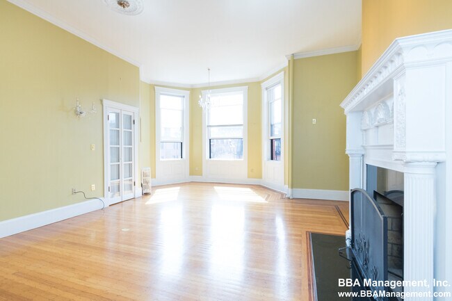 Foto del edificio - 336 Beacon St