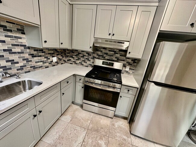 Photo - 18 Lanecrest Ave Apartment