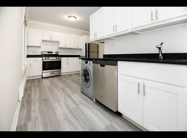 Foto del edificio - 837 W Cornelia Ave
