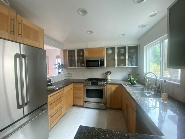 Foto del edificio - 2630 11th St