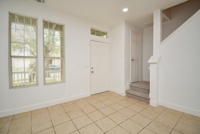 Foto del edificio - 29725 Sullivan Oaks Dr