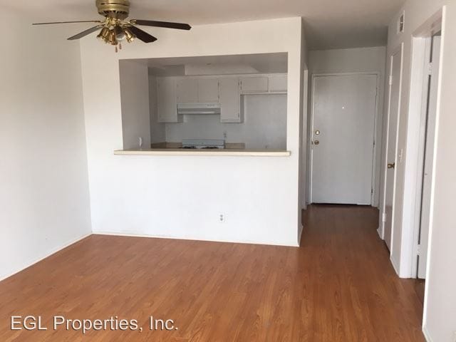 Building Photo - 1045 S Ardmore Ave
