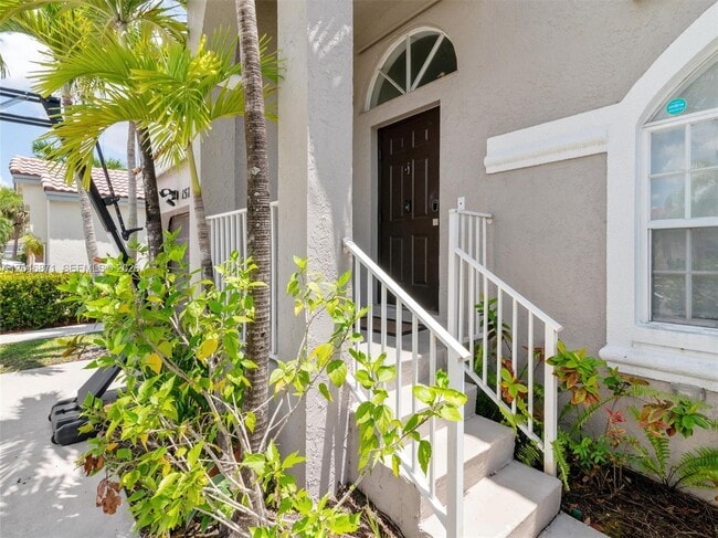 Foto del edificio - 15760 NW 16th Ct