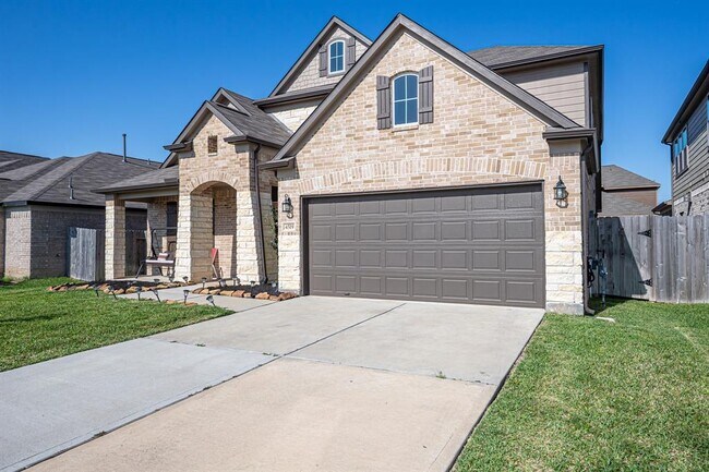 Building Photo - 4519 Hronas Dr