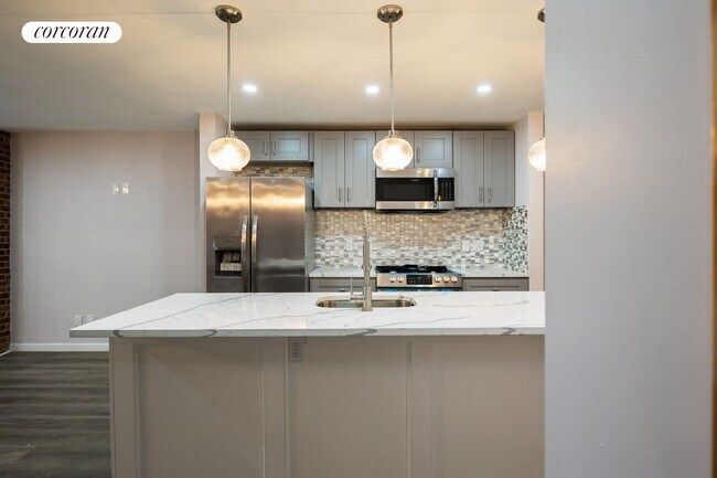 Foto del edificio - 741 Decatur St
