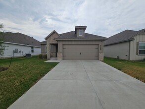 Building Photo - 931 James Parker Cir