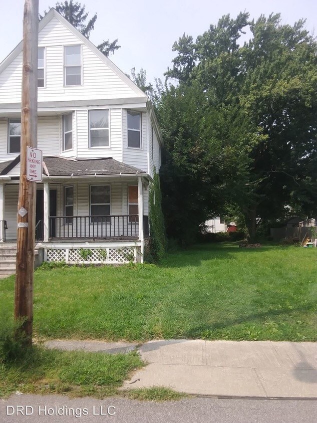 Foto del edificio - 4 br, 1 bath House - 1324 W93