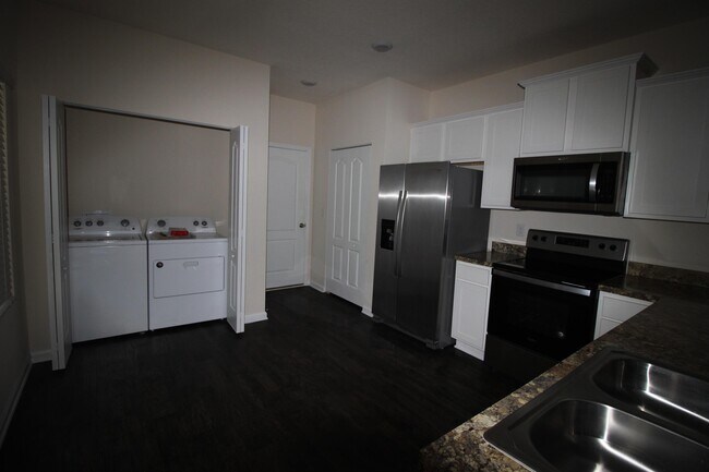 Foto del edificio - 8071 Echo Springs Rd