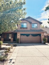 Building Photo - 2412 Hooftrail Way
