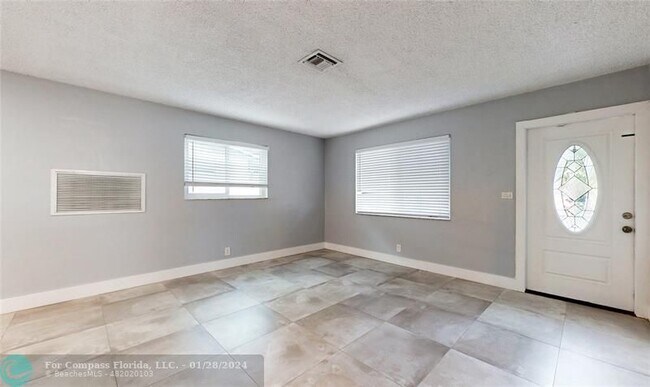 Foto del edificio - 4573 NW 19th Terrace